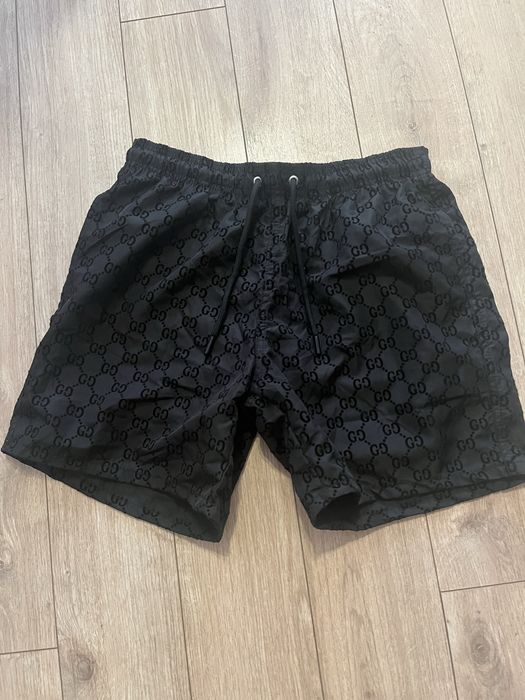 Gucci бански (ЧИСТО НОВИ)