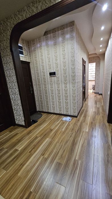 Сдаётся 4×комнатная квартира со всеми удобствами