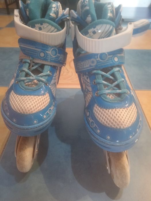 Продам роликовые коньки