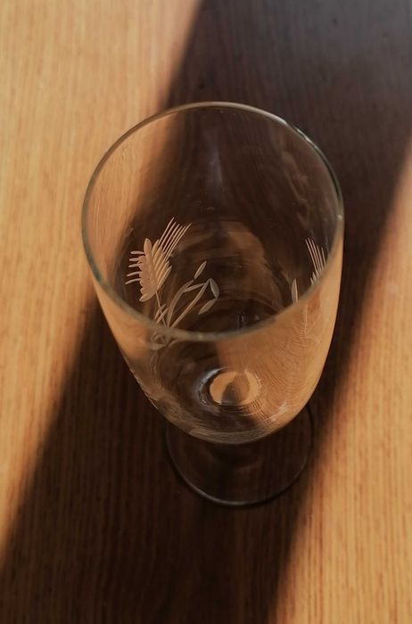 Чаши стъклени с инкрустации