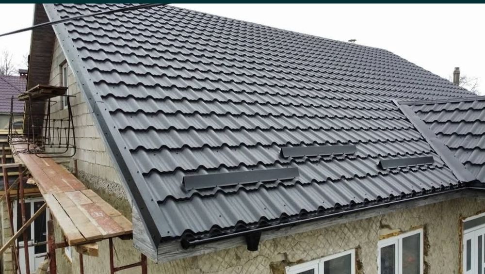 Montaj acoperiș cur