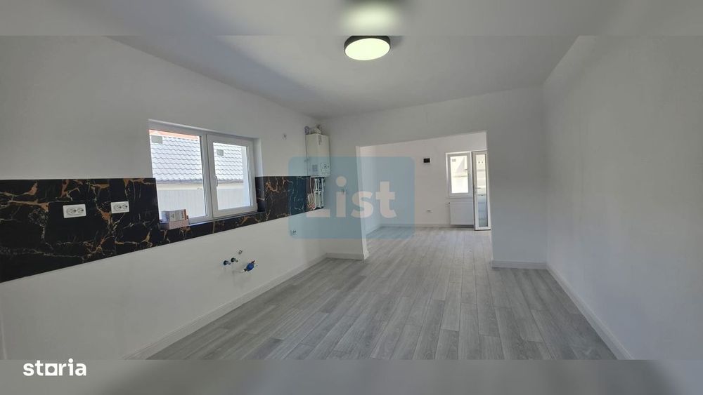 Casa de vanzare 75 mp pe un singur nivel Subcetate