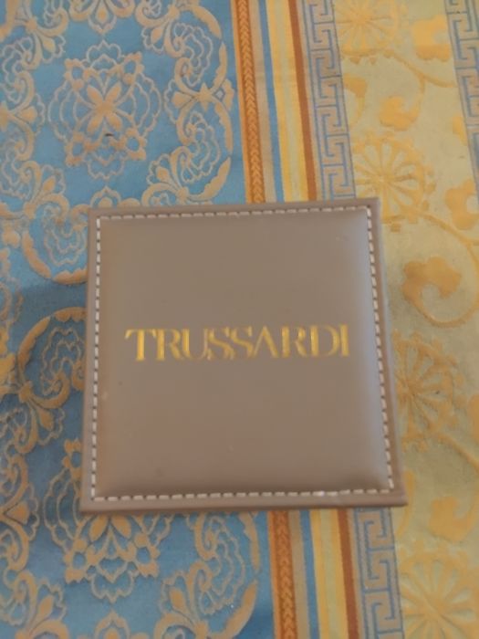 Сувенири кутийка Trussardi