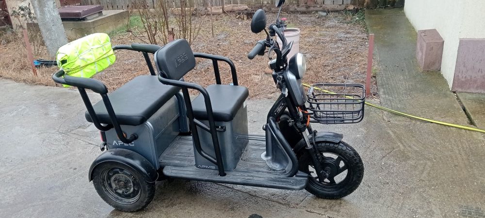 De vanzare 5500 negocieabil