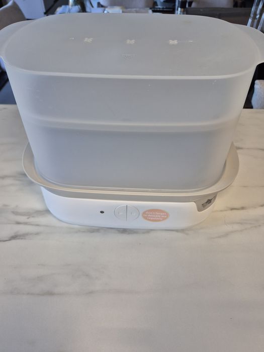 Стерилизатор Tommee Tippee