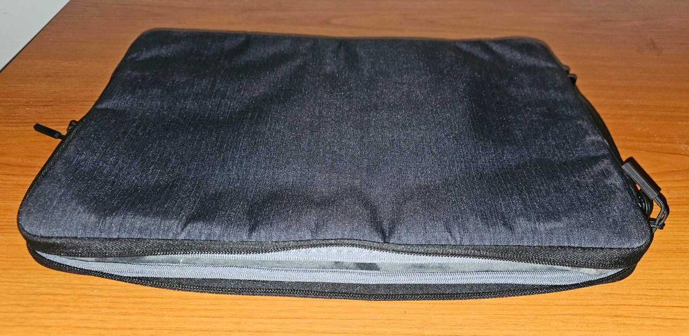 Husa Urban Lenovo - pentru laptop 15.6", noua