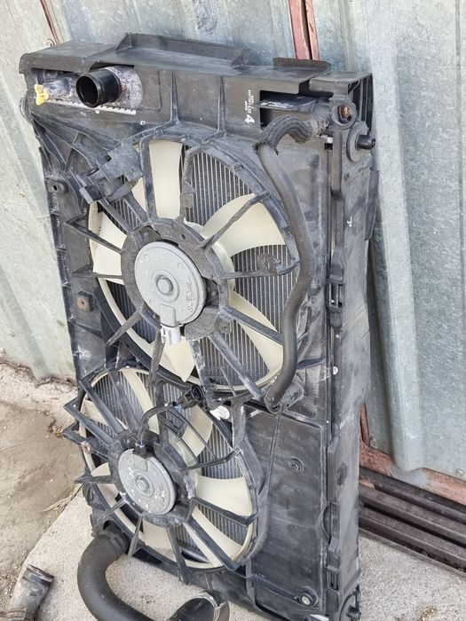 Винтелятор охлаждения радиатора на Toyota Estima Договорная