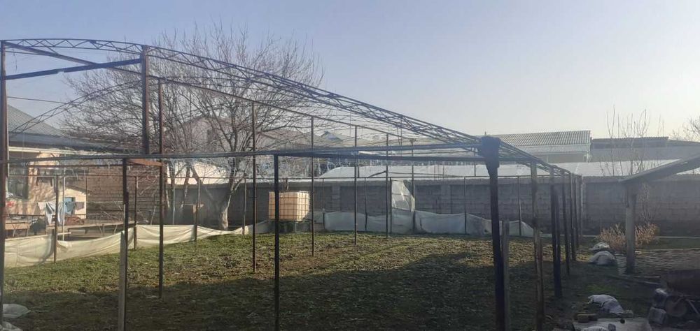 продаётся теплица и котёл