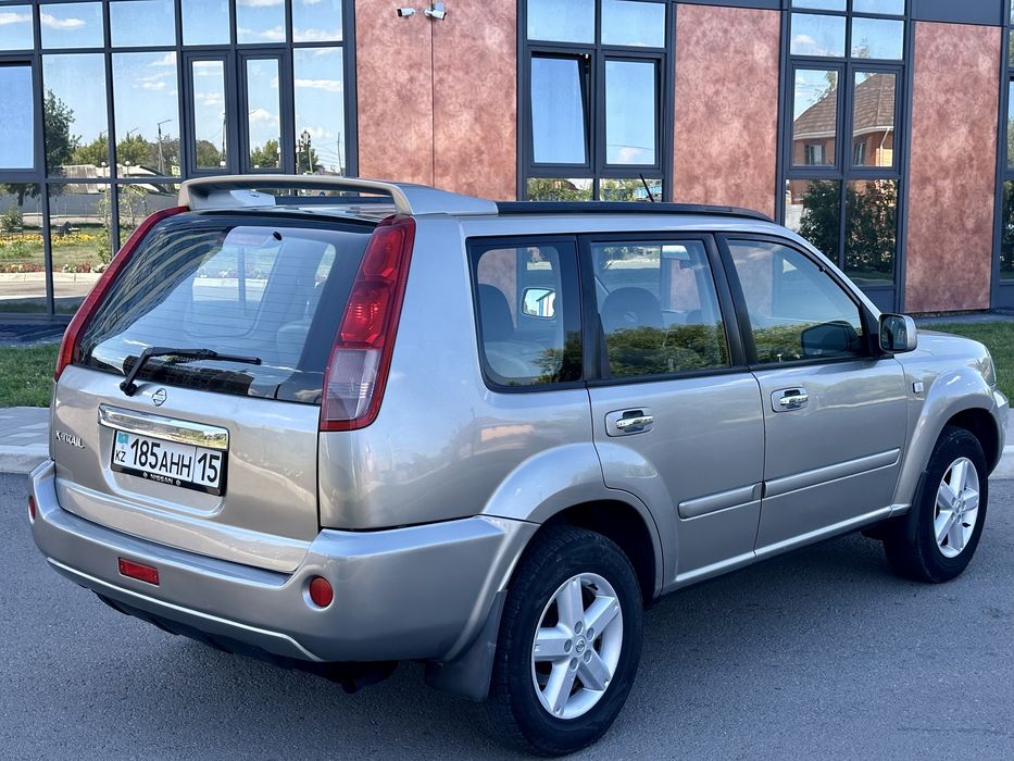 Nissan X Trail 2004год