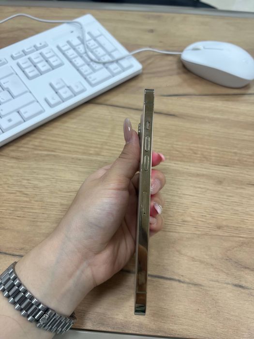 iPhone 12 Pro Max Gold 256 GB / В идеальном состоянии