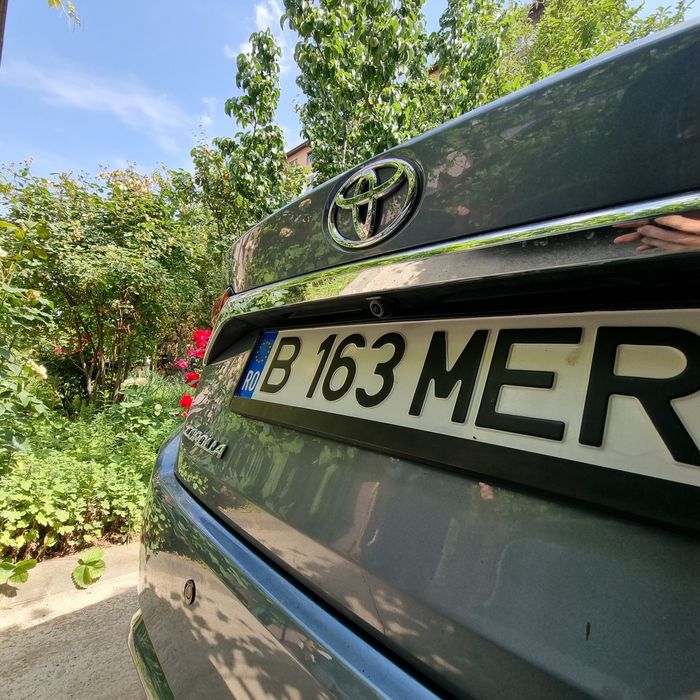 Navigatie android Toyota Corolla Waze YouTube GPS BT USB