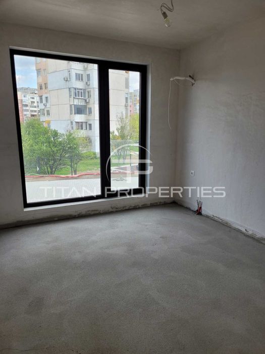 Продава се Двустаен апартамент в Пловдив, Тракия - 74 кв.м за 1622 €/кв.м - Снимка #1