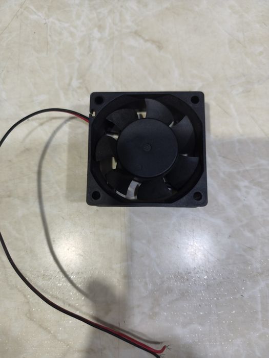 Вентилятор охлаждения для компьютера