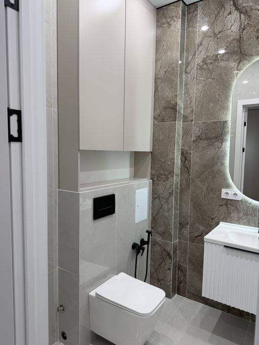 Продам  евро 2-комнатную квартиру