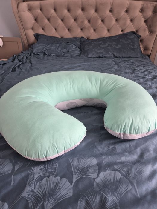 Perna pentru alaptare multifunctionala 3 in 1  Celia Mint Feath