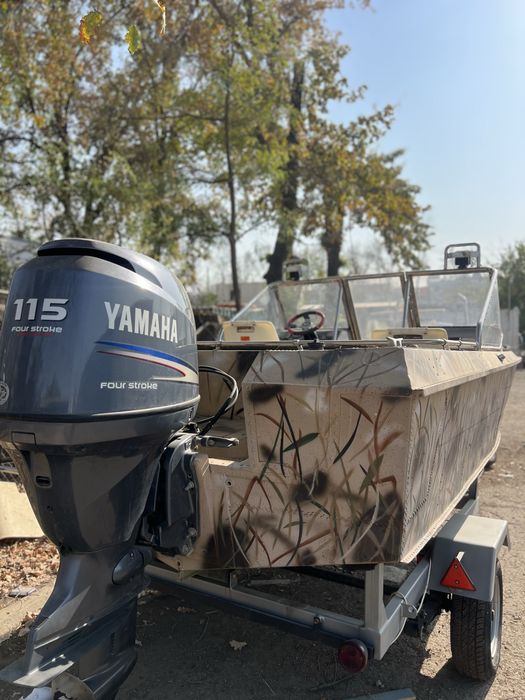 Катер Москва с Ямахой 115