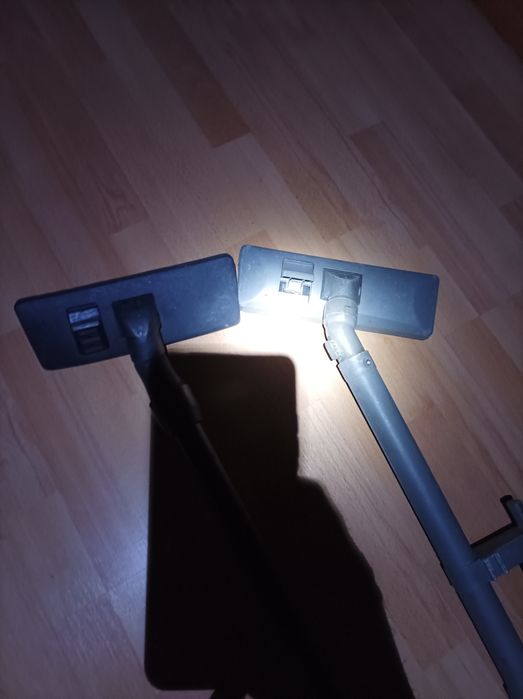 Четки и тръби за прахосмукачка