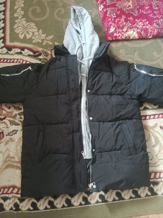 Женская куртка..