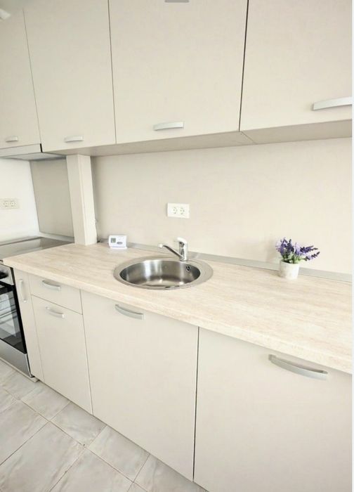 Proprietar, casa frumoasa, Zadareni, 810 mp, toate utilitățile