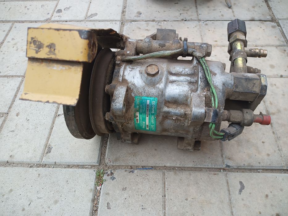 Запчасти на двигатель caterpillar 3056