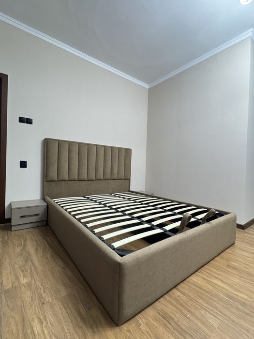 Kravat divan bir kishilik kravat