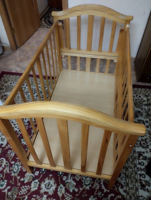 Манеж детский деревянный