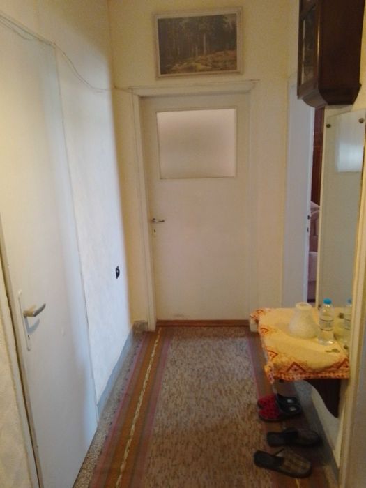 Продава се Тристаен апартамент в Разград, Център - 89 кв.м за 1375 €/кв.м - Снимка #8