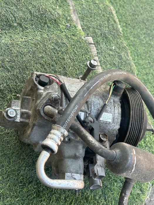 Компрессор кондиционера 3uz-fe
