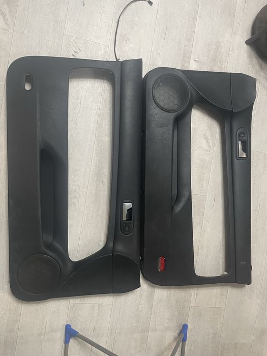 Дверные карты гольф 4 (купе 2 дверный)