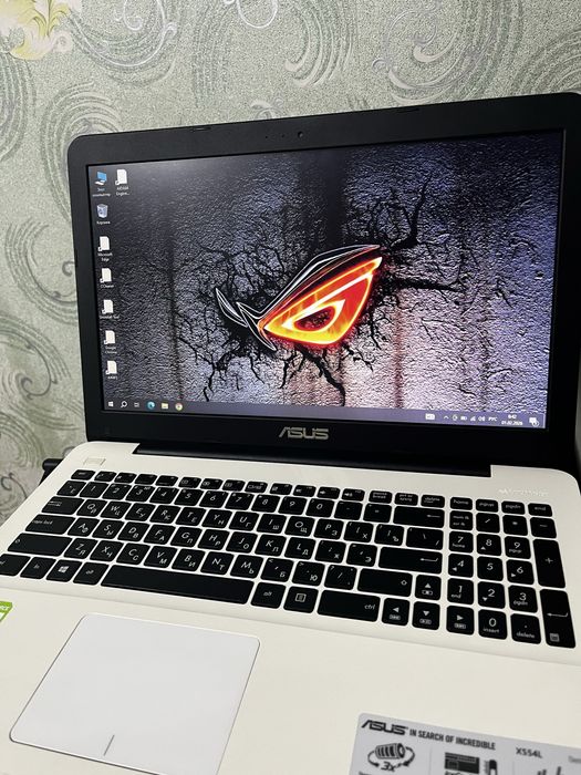 Ноутбук состояние идеальное!