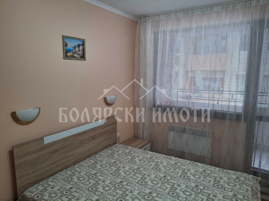 Дава се под наем Двустаен апартамент в Велико Търново, Колю Фичето - 64 кв.м за 255 € - Снимка #1