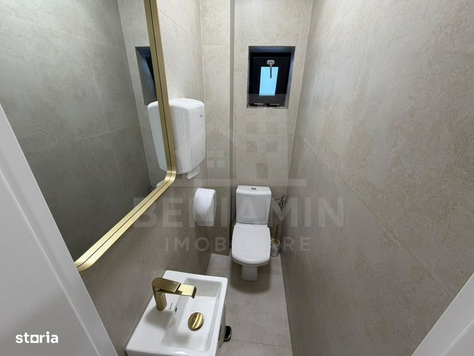 Spatiu modern cabinete medicale parter 50mp Toporasi Promenada