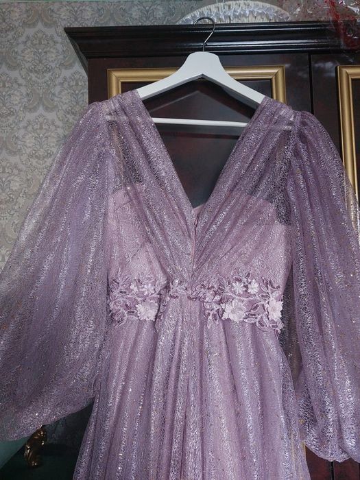 Платье на девушку