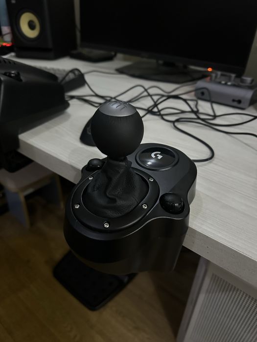 Игровой руль logitech g29
