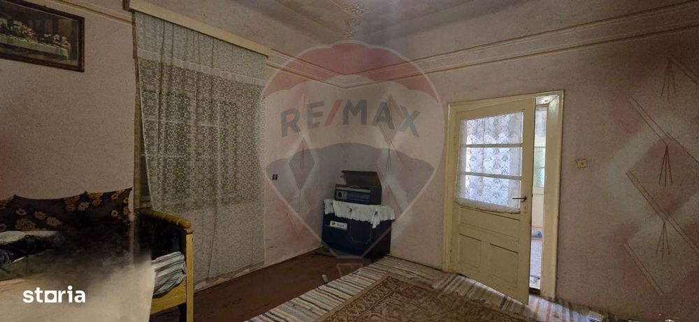 Casă cu potențial, aproape de centru – Socodor, jud. Arad