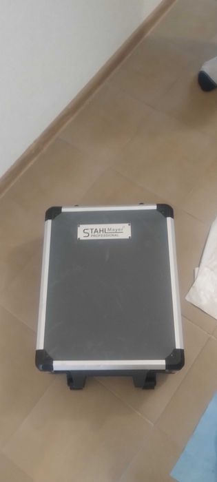 Продавам инструменти Stahl Mayer Professional