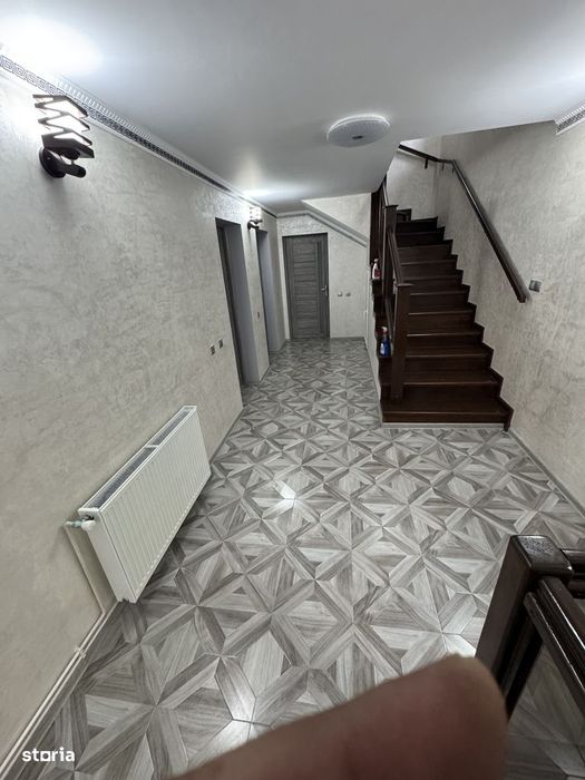 casa vilă de vânzare la 8km de Râmnicu Vâlcea