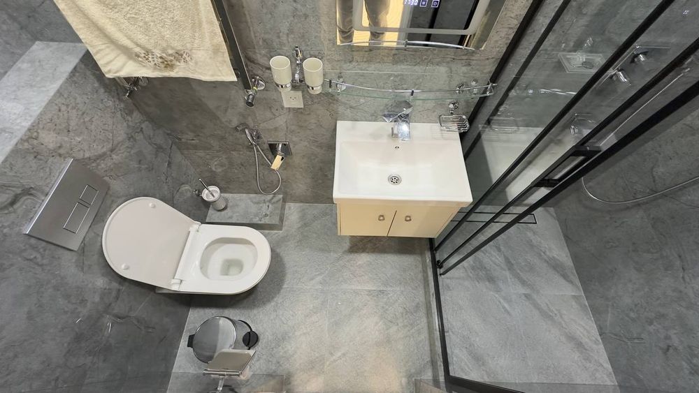 Arenda  Jarariq  uzimzor PENTHUSE 4 xona