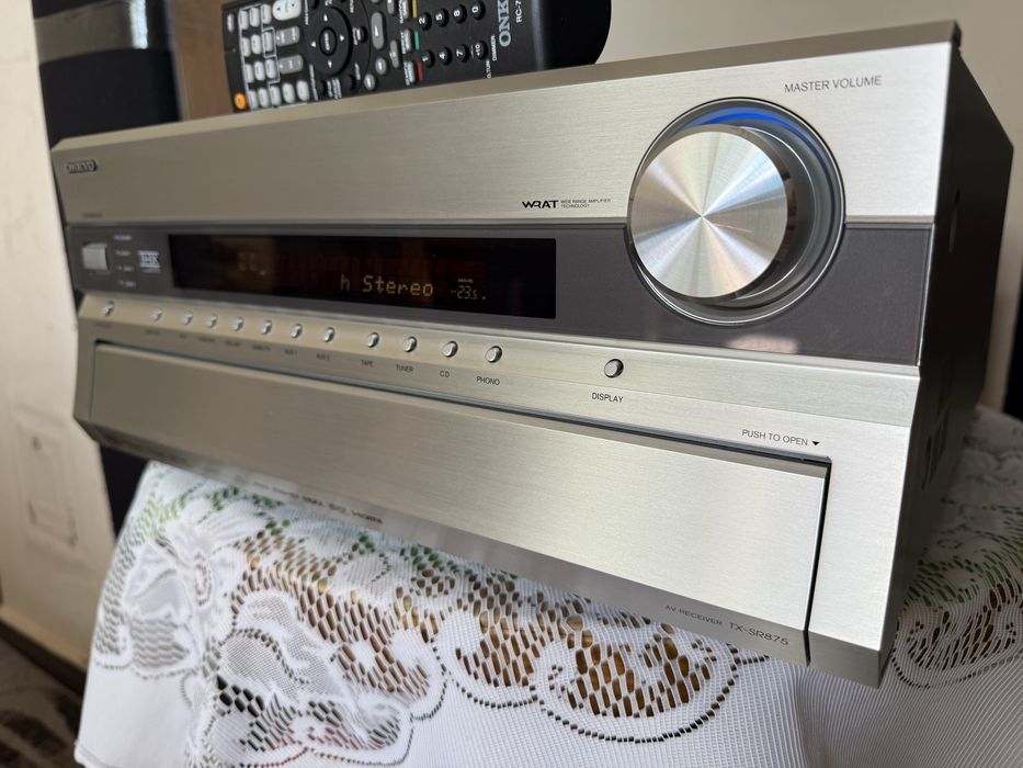 Onkyo TX-SR875 24 КГ мощен ресивър