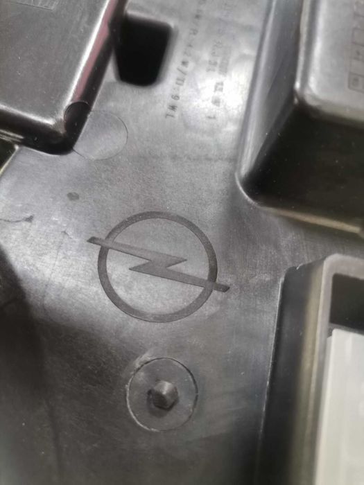 Фар Ляв Десен Opel Mokka II B LUX LED MATRIX 9834/016880/016680