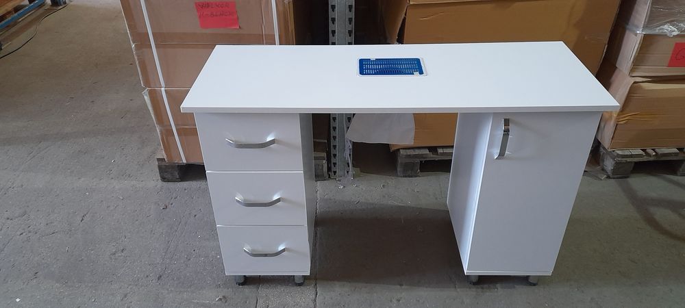 Masă manichiură profesională albă cu aspirator praf, 3 sertare + dulap