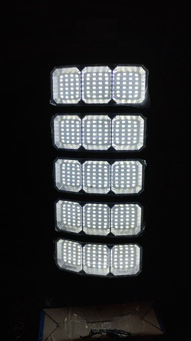 Уличные фонари на солнечной батарее