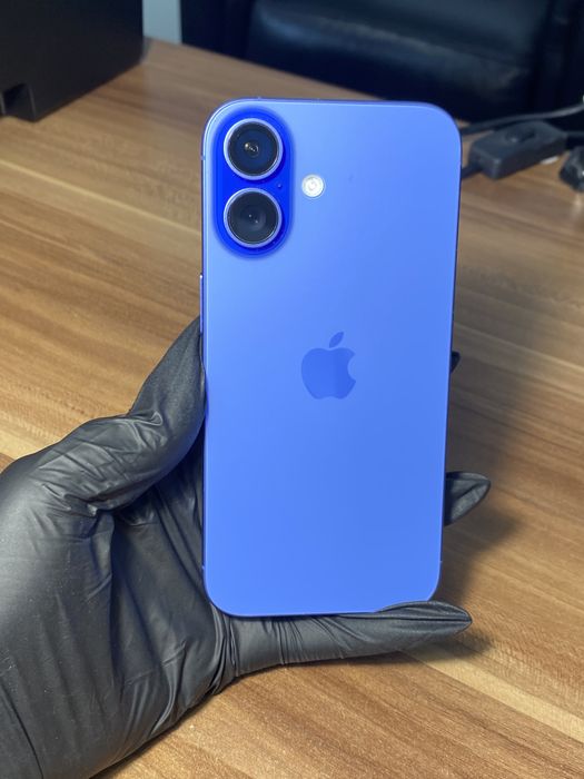 iPhone 16• 128 GB • Ultramarine