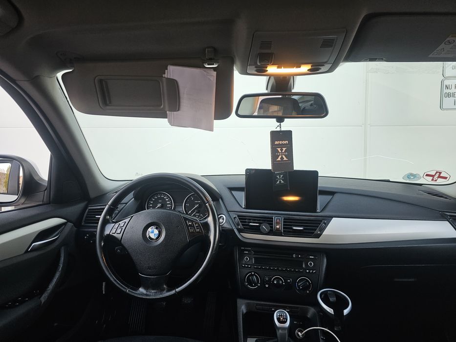 BMW X1 2010 — imagine 2