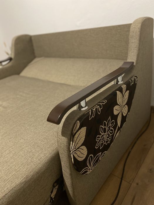 Vând canapea, 140x200cm