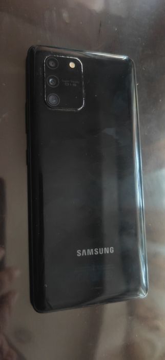 Samsung S10 Lite