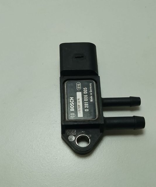 Senzor  Bosch presiune gaze 0281006005 Volkswagen VW Crafter prima ge