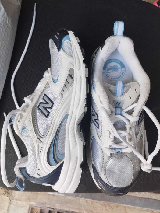 Продавам дамски маратонки NEW BALANCE No 37.5 чисто нови