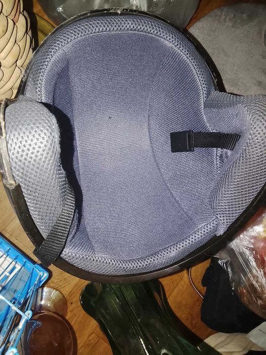 Шлем . Защитный . Очень выгодно