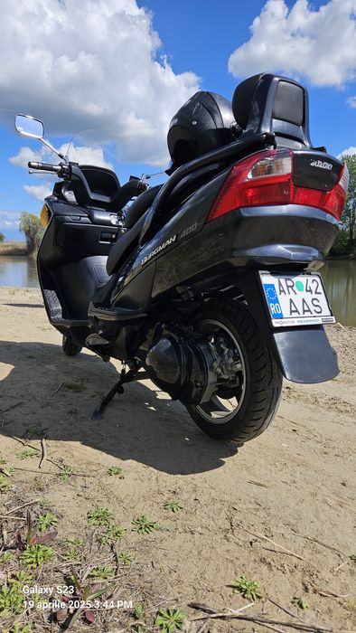 Suzuki burgman an400 din 2004 injecție.